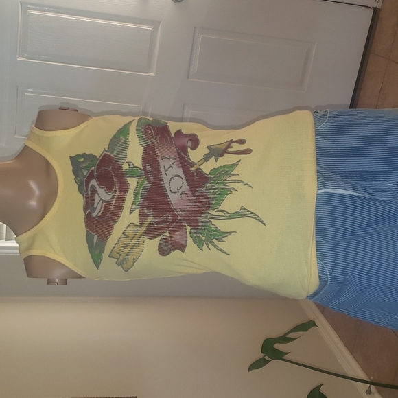 Max Love xs ribbed racerback bleeding heart tatoo graphic - Picture 1 of 5